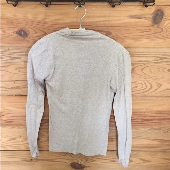 Cabi Long Sleeve Stretch Top - Picture 2 of 4